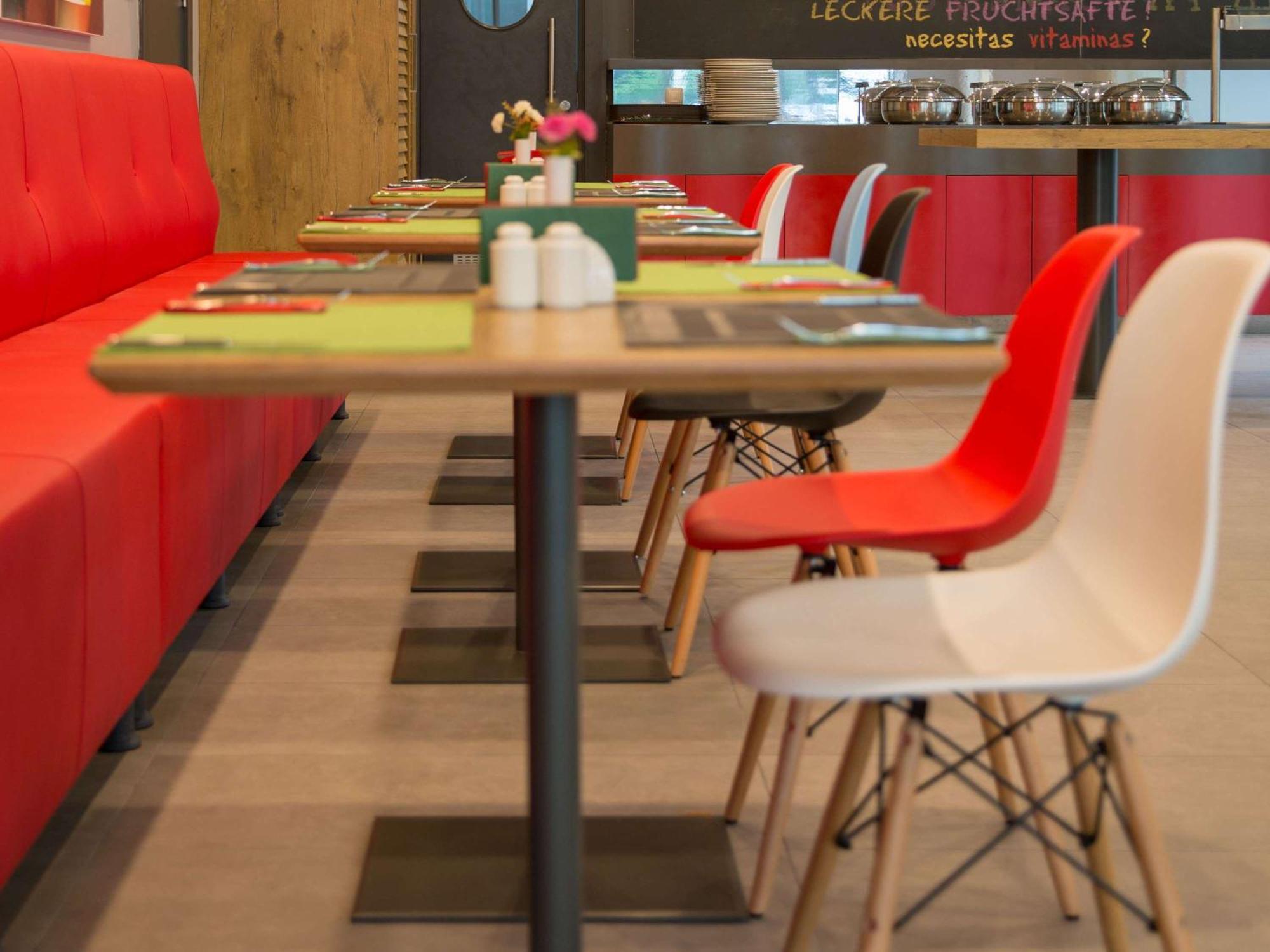 Отель Ibis Istanbul West Экстерьер фото