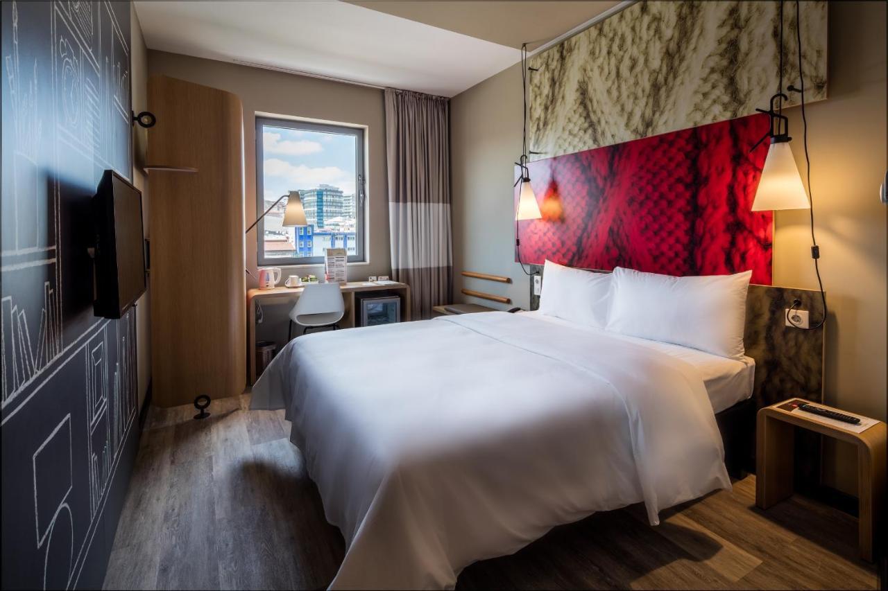 Отель Ibis Istanbul West Экстерьер фото