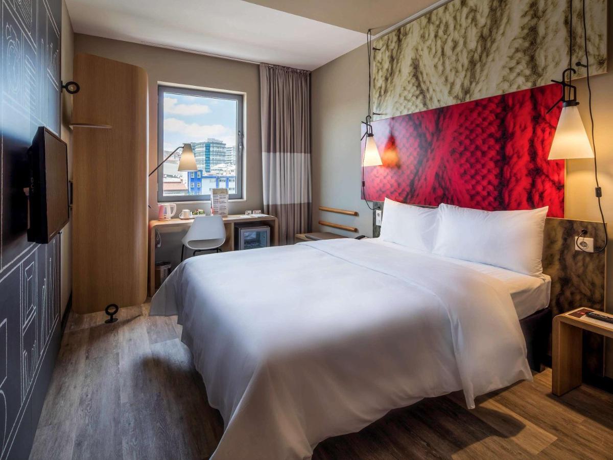 Отель Ibis Istanbul West Экстерьер фото